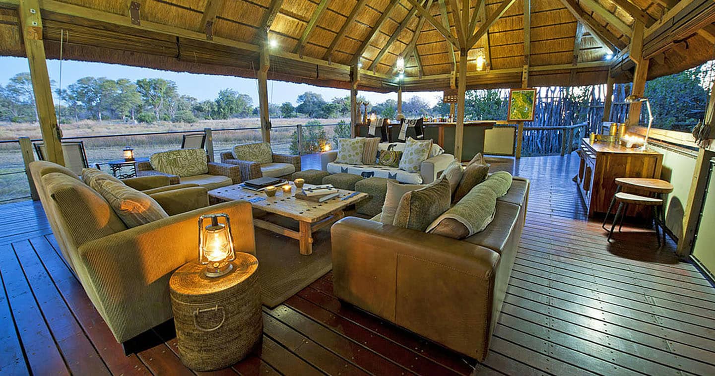 Luxury Lodge Accommodation Lounge at Chitabe Lediba